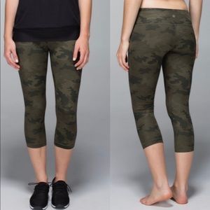 camouflage yoga pants lululemon